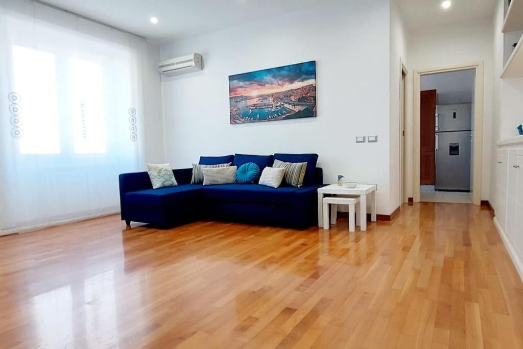 Blue Apartment Кальяри Экстерьер фото