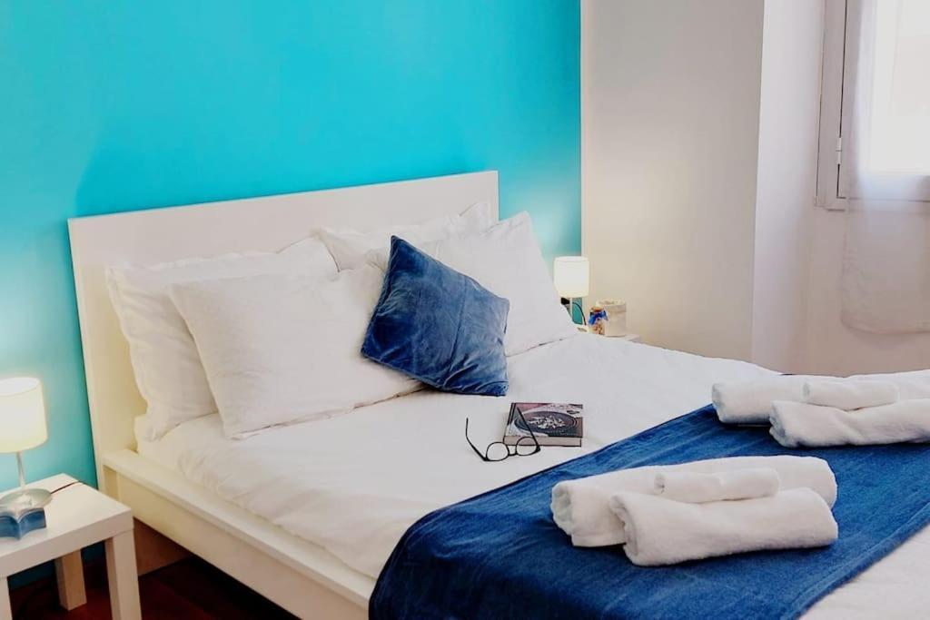 Blue Apartment Кальяри Экстерьер фото